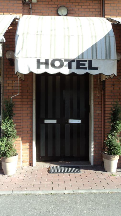 Hotel Cinzia Savignano sul Panaro Exteriör bild